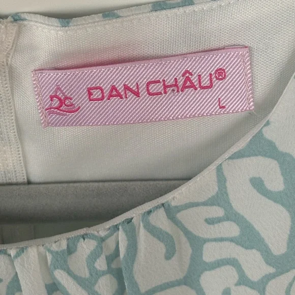 Dan Chau Dress featuring a turquoise & white abstract print on textured fabric - Picture 2 of 10